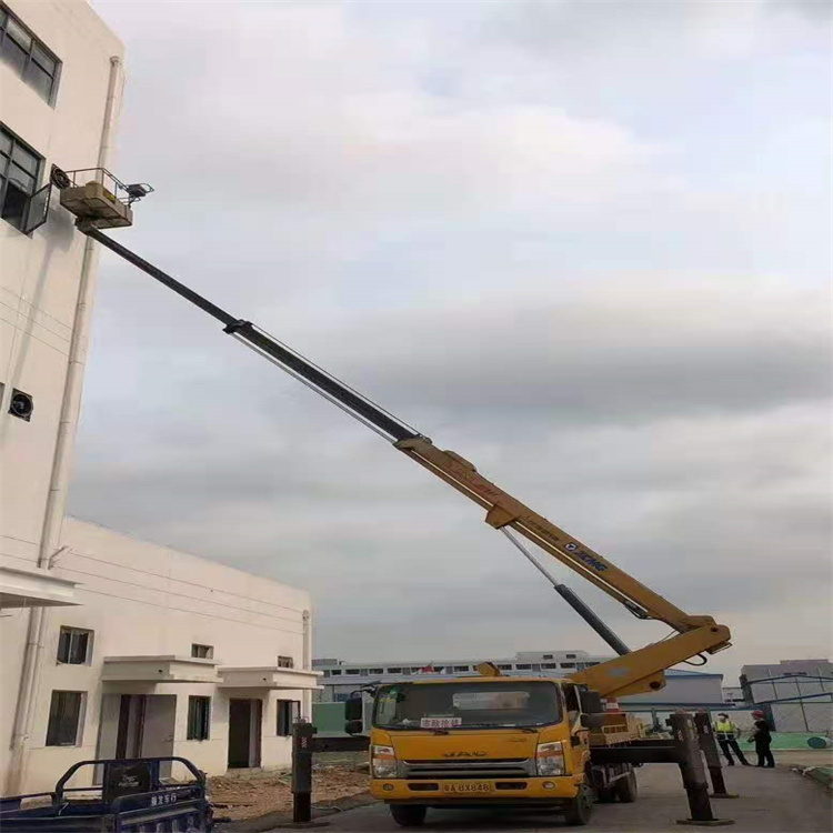 茅箭哪里有小型吊车出租的